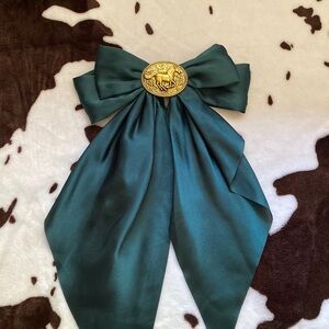 Horse Buckle Bow 🐎